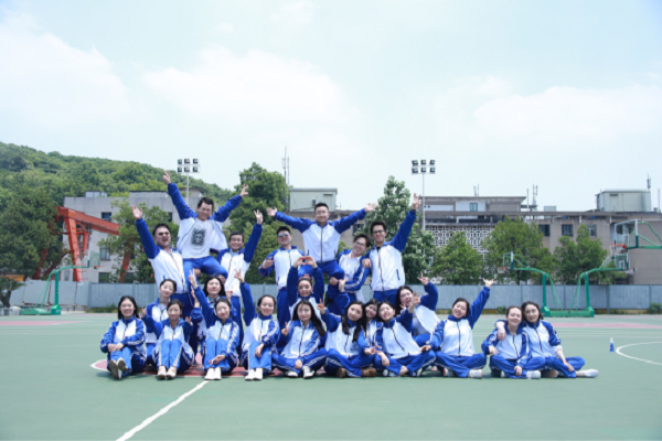 匆匆那年,青春模样——2013级行政管理二班.png